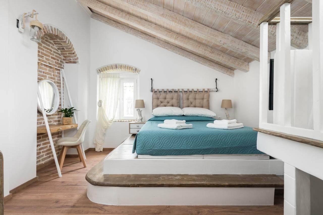 Sky Loft Corfu Old Town Apartments エクステリア 写真